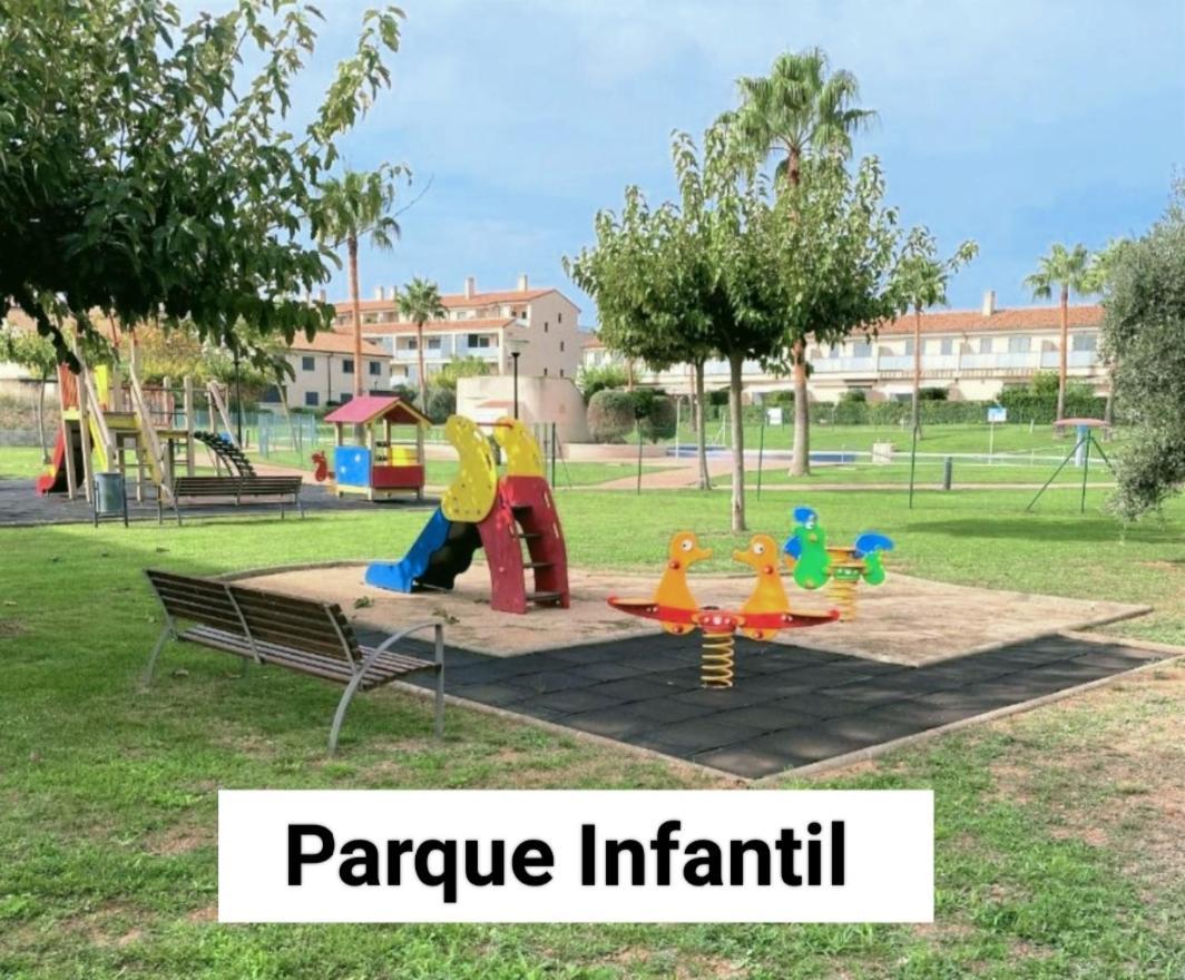 Espectacular Chalet Adosado Para Vacaciones En Panoramica Golf Sant Jordi Zewnętrze zdjęcie